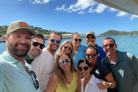 Review img # 39 of the yacht TOUCH THE SKY